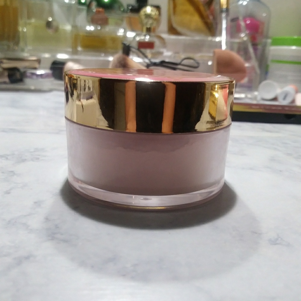 Too Faced Peach translucent setting powder